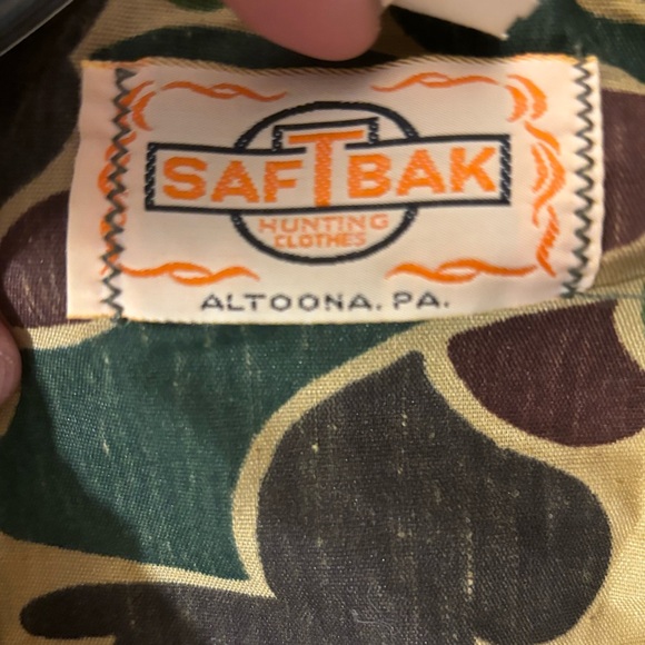 Saf-T-Back camo button up shirt - Picture 3 of 5